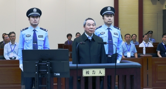 新余火灾背后的爱与陪伴，市委书记等55人被问责的温馨日常故事