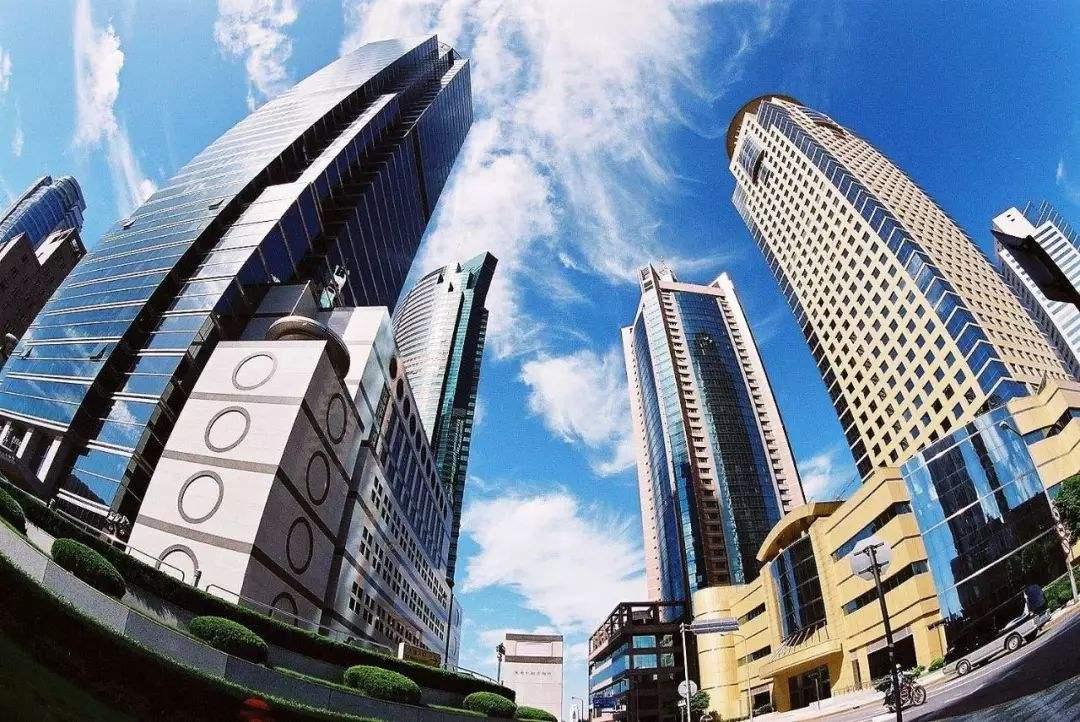 一线城市楼市全线回温，机遇与挑战并存的现象分析