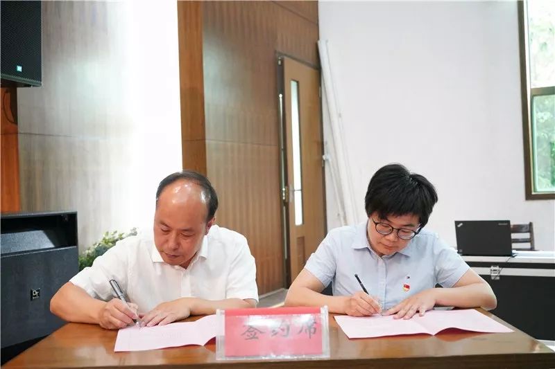 文旅局干部大闹酒店背后的权力滥用与不文明行为曝光