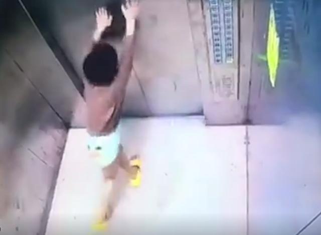 女子独自在家被困电梯一天一夜的惊险经历