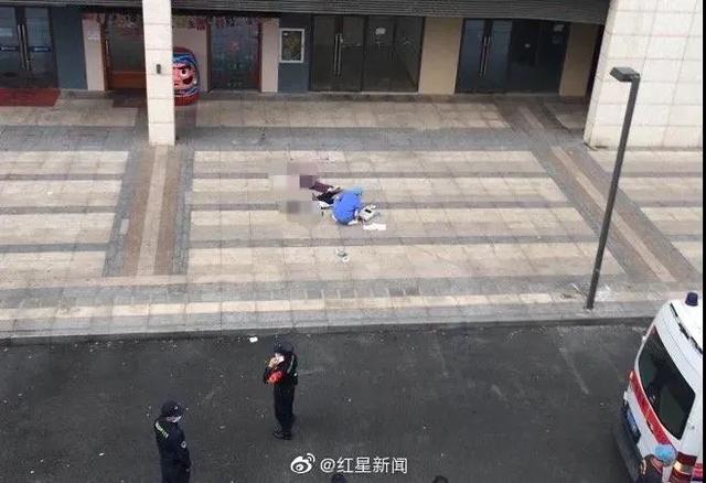 中学生沉迷手游悲剧引发对科技双刃剑的反思