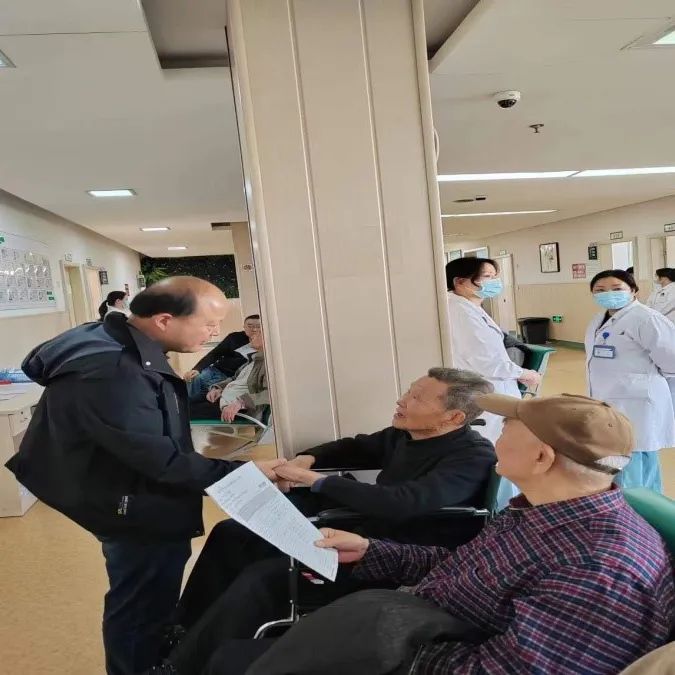 医院对老干部体检实行封闭管理背后的深层意义解读