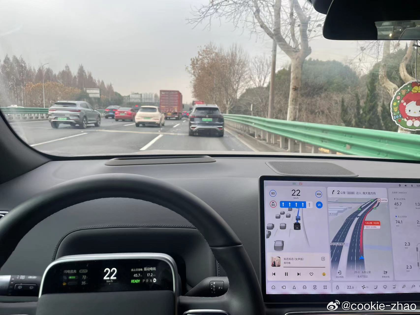 上海白天副驾驶，探索城市新角色的旅程