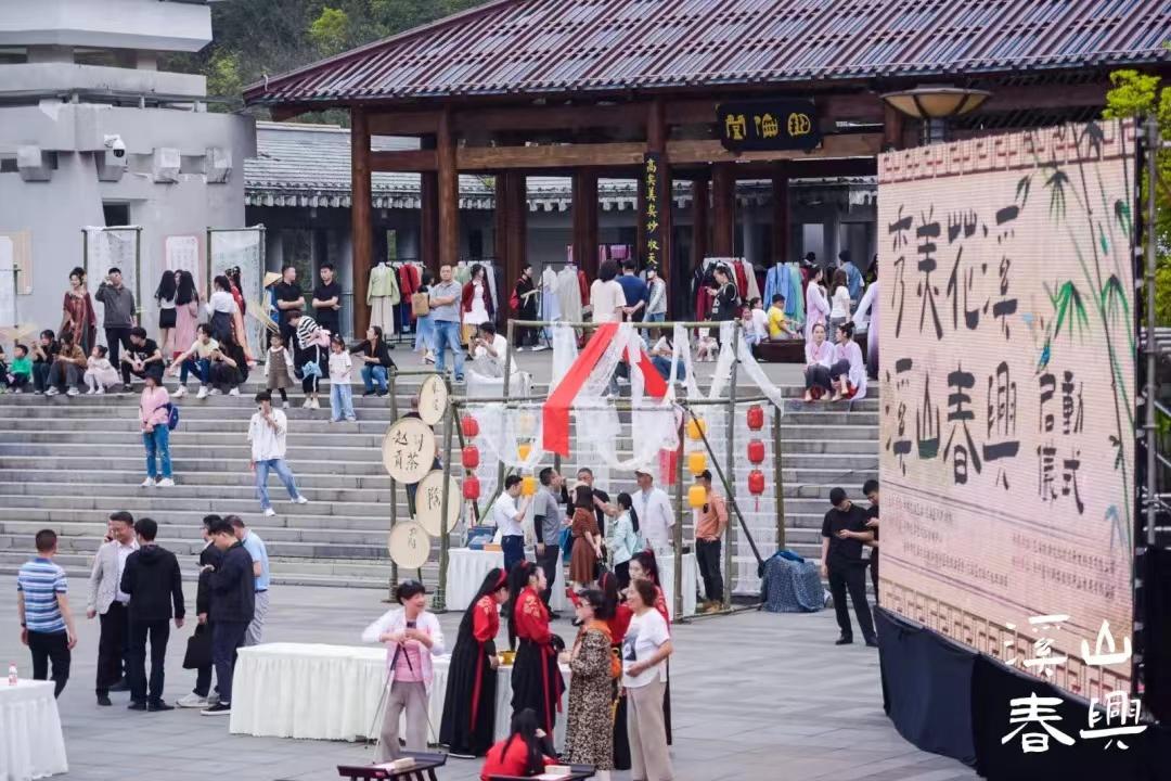 2024年最新现场，小巷深处的隐藏瑰宝