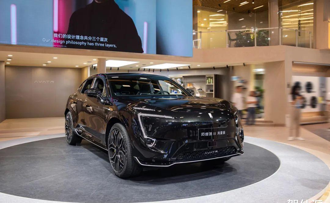 二手2024款阿维塔11，自然美景的奇妙探索之旅