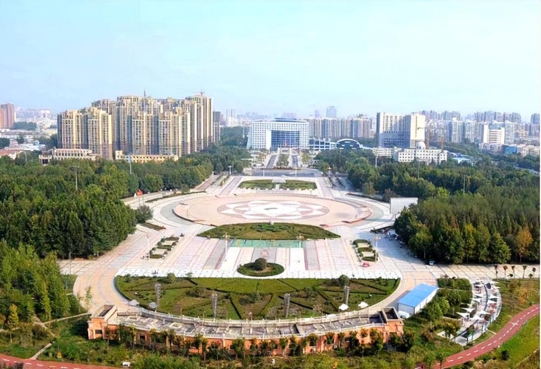 周口大型广场数量及其探讨