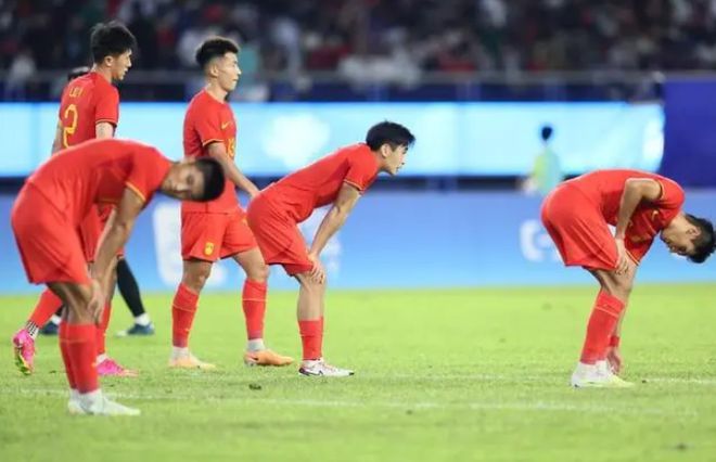 中国男足三连败，科技赋能重塑荣光之路