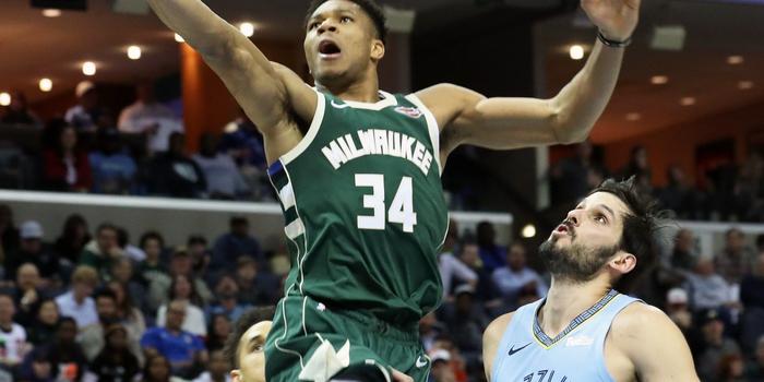 NBA官网专家深度解析西部季后赛席位预测与观点阐述