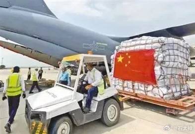 中国紧急援助物资飞往黎巴嫩，小巷深处的秘密小店见证深厚情谊