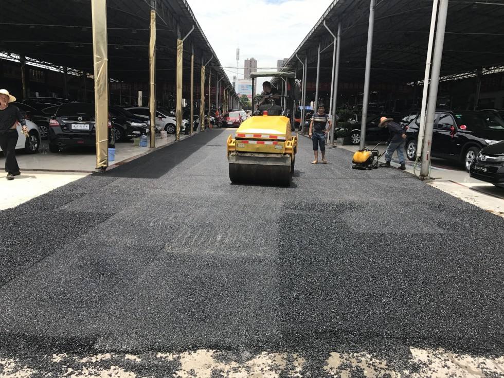 道路沥青最新价格表及其背后的故事
