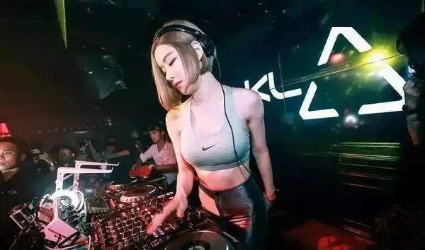 最新DJ舞曲大放送，唤醒你的音乐魂，舞动无限激情！