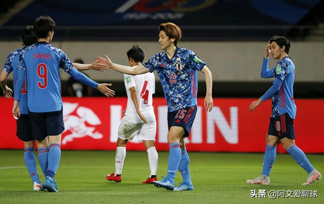 FIFA实时排名更新，国足跌出亚洲前10，警钟为谁敲响？