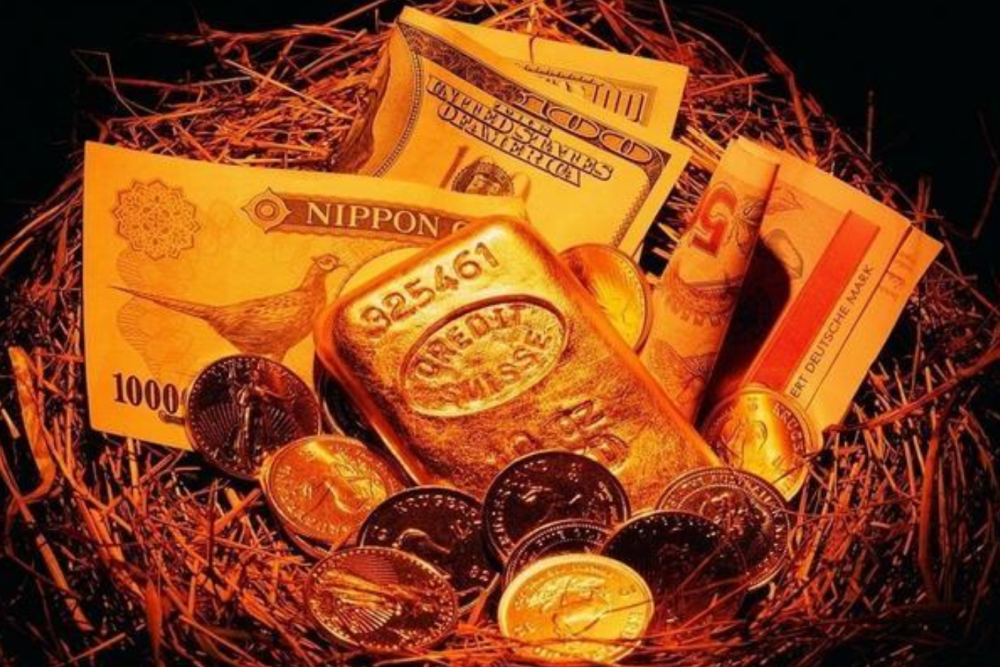 黄金小巷预见未来，金价一年涨幅达10%的预测与特色小店的洞察