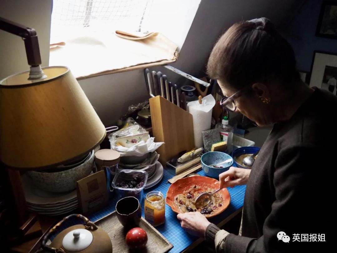 中国民营超市先驱逆境中的重生与励志故事，破产与重生的挑战与机遇