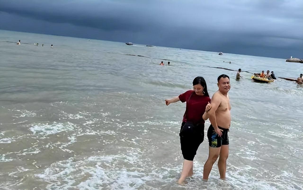 CBA常规赛首周最佳阵容揭晓，小巷英雄与特色小店的篮球奇缘