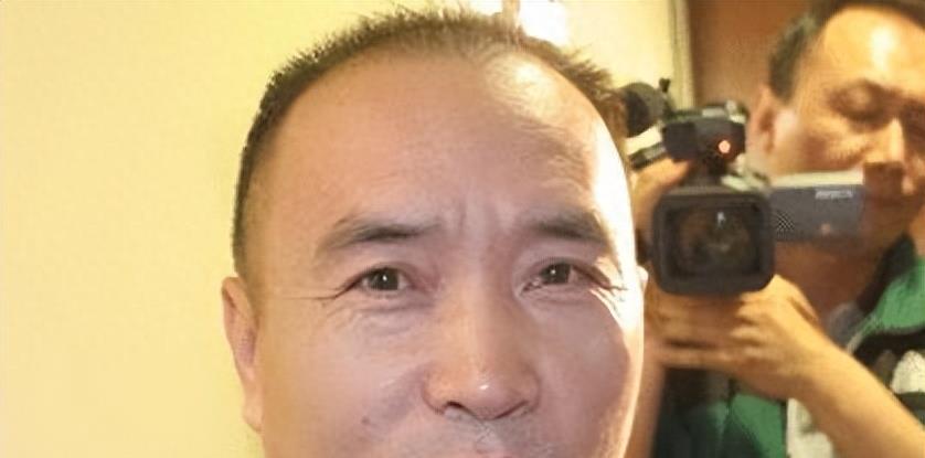 赖昌星最新消息,赖昌星最新消息与一家小巷中的隐藏美食宝藏