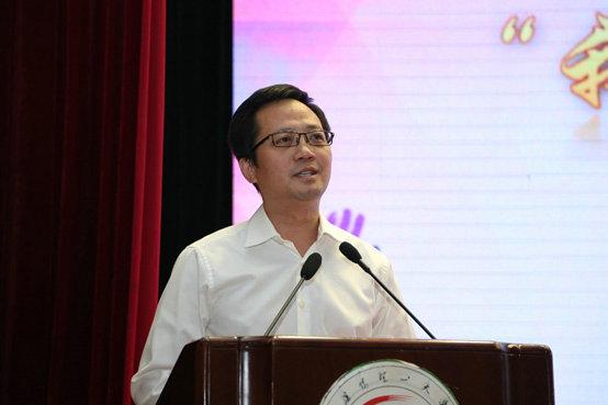 快手最新个人介绍，日常趣事分享与友情纽带的连结