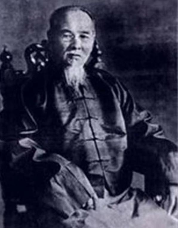 无为最新车祸现场，紧急救援瞬间实录