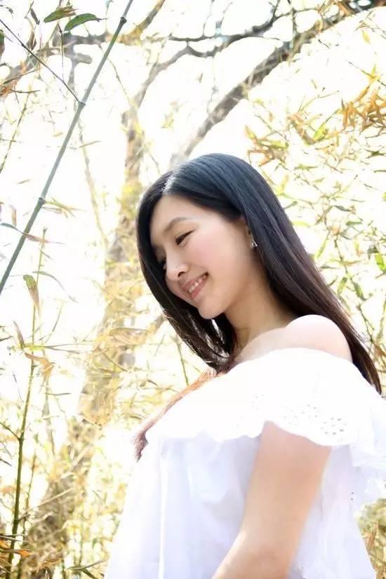 何匡最新女友,何匡最新女友，变化的力量与自信的光芒