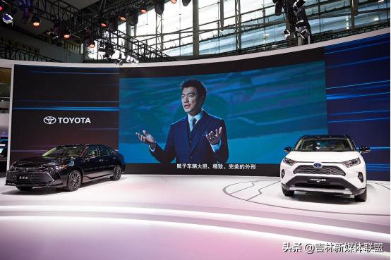 科技新品震撼登场，引领未来生活新潮流——2017狠狠干