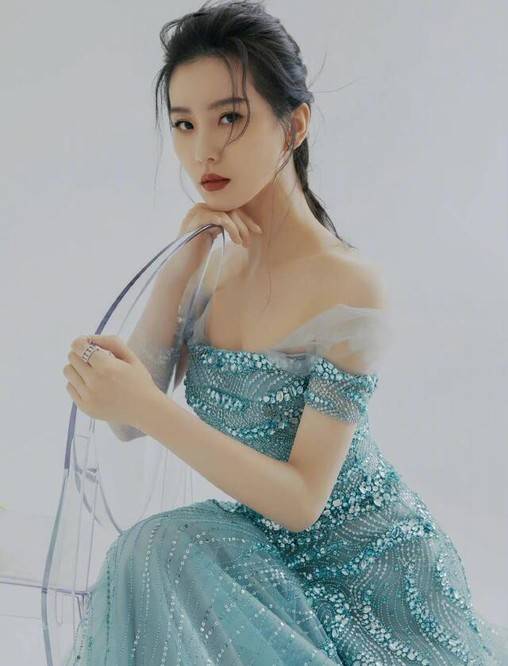刘诗诗最新照片，时尚魅力与优雅风采的绝美呈现