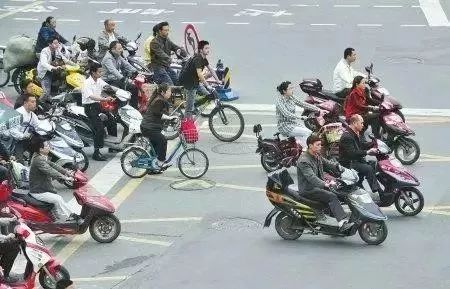 电动车最新规定解读，小巷深处的绿色探索之旅