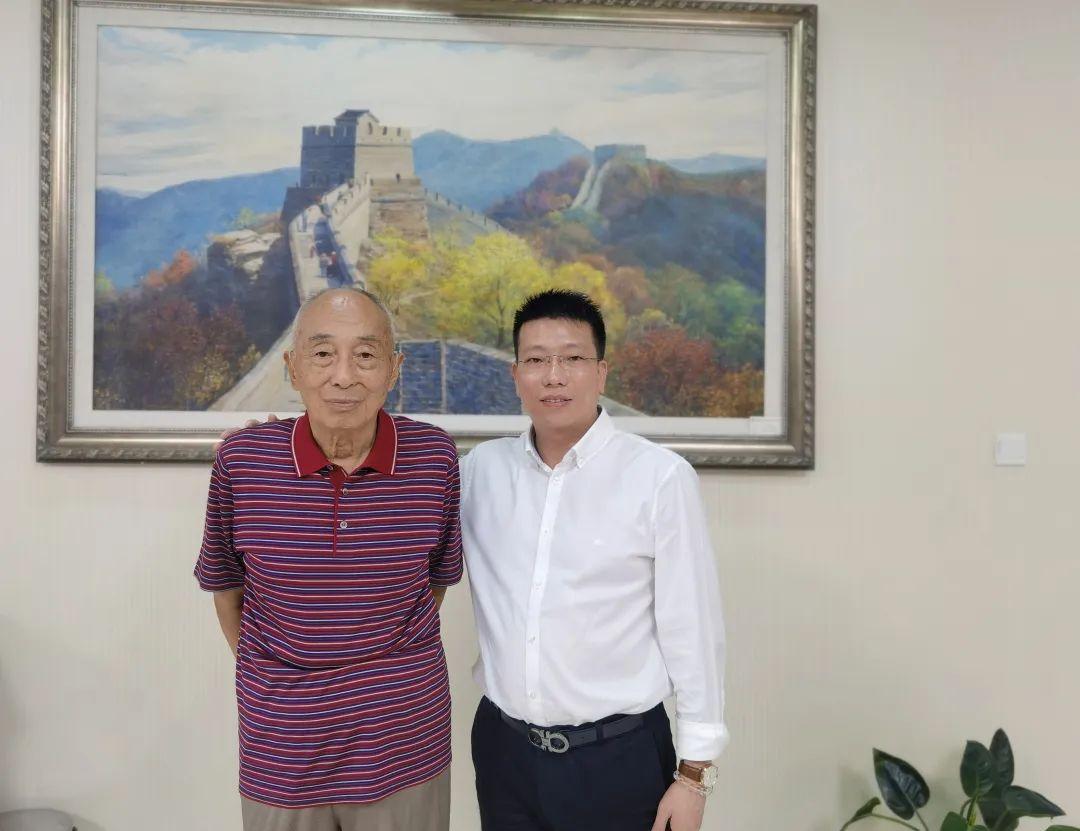丰田全新SUV，家庭之旅的温馨伙伴