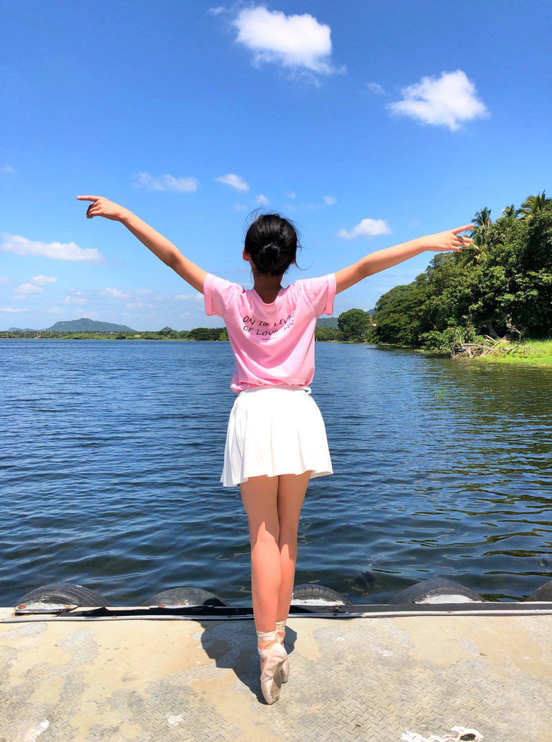 最新妞干网，探索自然美景，寻找内心平和宁静的轻松之旅