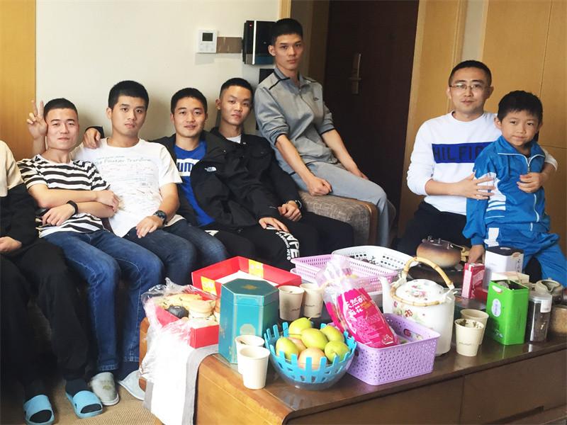 科技与笑声的完美结合，最新冷笑话大全分享