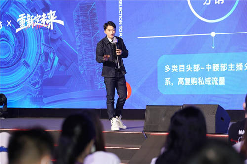 辛有志最新动态，拥抱自然，心灵寻觅宁静之旅