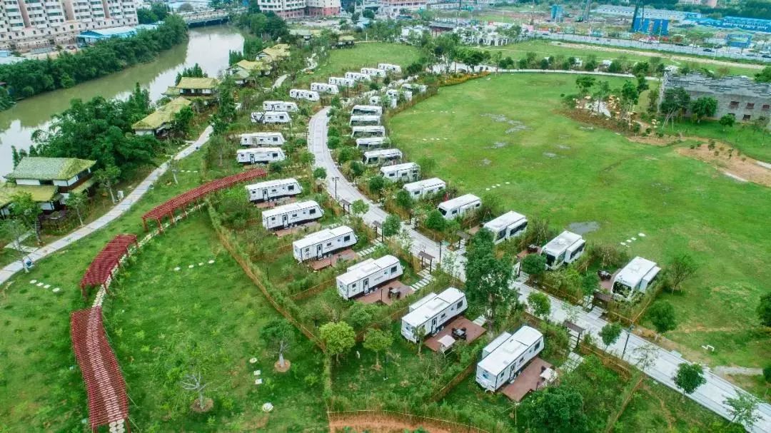 华阳集团最新动态，自然美景探索之旅，寻找内心平和的旅程